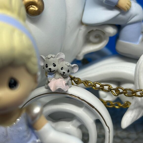 RARE Disney Precious Moments "A Wonderful Dream Come True" musical figurine - Picture 6 of 13